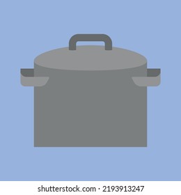 Metal saucepan with closed lid