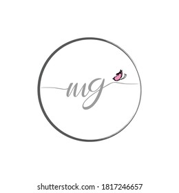 MG-Logo-Design mit Anfangsbuchstaben und Handschrift mit Schmetterling