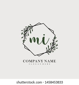 MI Initial beauty floral logo template