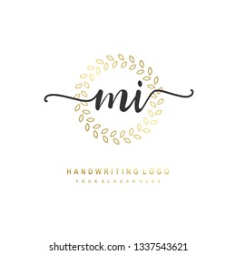 MI initial signature logo. handwriting logo template vector,