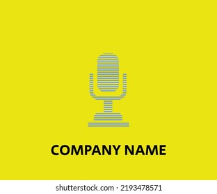 logotipo de micrófono adecuado para podcasts, radiodifusión y entretenimiento