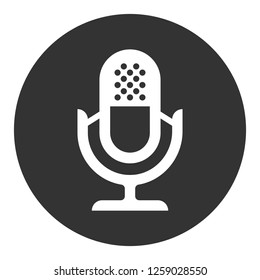 İllustration of Mic sign. Karaoke microphone icon. Mic vector icon. Microphone vector icon.  Broadcast mic sign. EPS 10 flat symbol. Round icon design