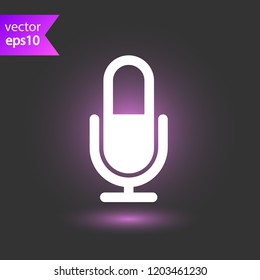 Mic vector icon. Microphone vector icon. Mic sign. Karaoke microphone icon. Broadcast mic sign. EPS 10 flat symbol.