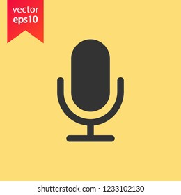 Mic vector icon. Microphone vector icon. Mic sign. Karaoke microphone icon. Broadcast mic sign. EPS 10 flat symbol.
