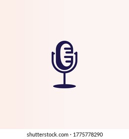 Microphone Classic Ständer Symbol-Logo-Design-Vorlage für Podcast-Streaming