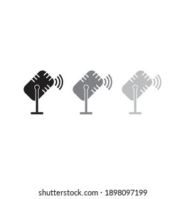 Mikrofon-Symboldesign einzeln auf weißem Hintergrund