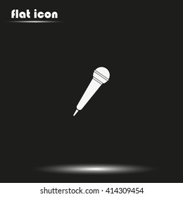 Microphone icon. Flat microphone illustration.