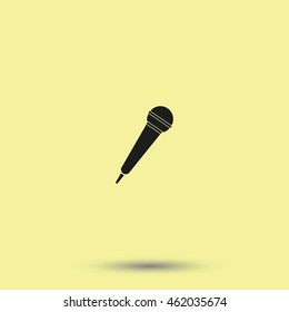 Microphone icon. Flat microphone illustration.