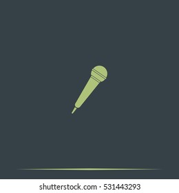 Microphone icon. Flat microphone illustration.