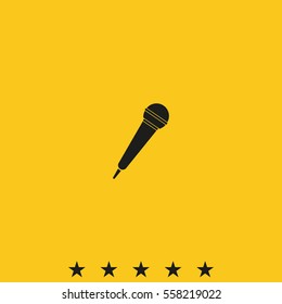 Microphone icon. Flat microphone illustration.