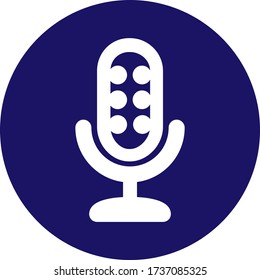Das Mikrofon-Symbol im flachen Stil mit blauem Hintergrund für Webdesign