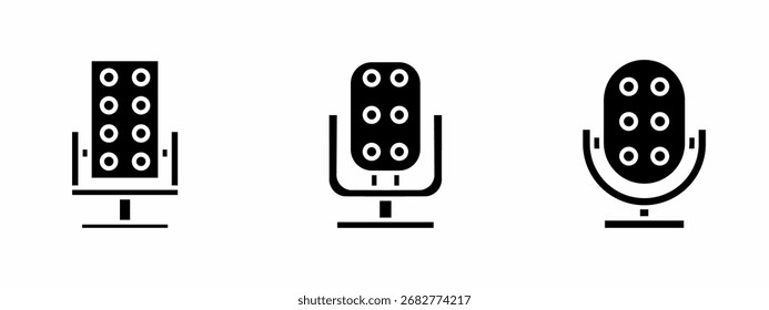 Microphone icon illustration. Stock vector.