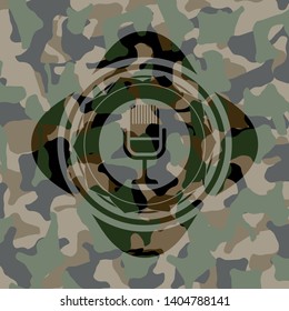 microphone icon inside camo emblem