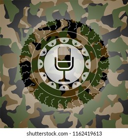 microphone icon on camo texture