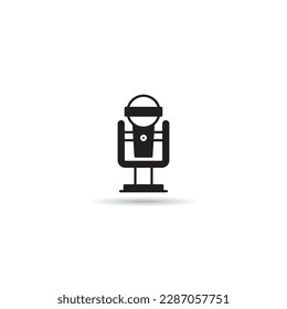 icono de micrófono en fondo blanco