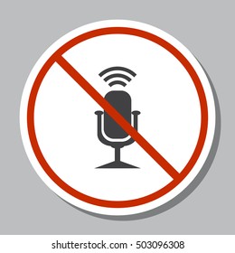 Microphone Icon Vector