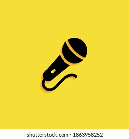 microphone icon. Vector illustration EPS 10.