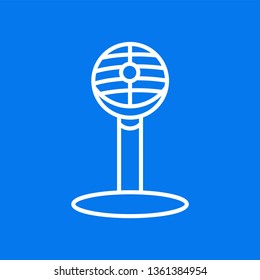 Microphone icon vector - Line art