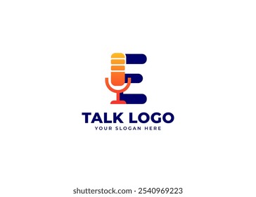 Microfone na letra E Logo Vetor Inspiration. Letra inicial E com Podcast Mic Icon Symbol Logo Design. Símbolo de Mídia e Difusão da Identidade Comercial do Áudio. Ilustração de logotipo de vetor de alfabeto