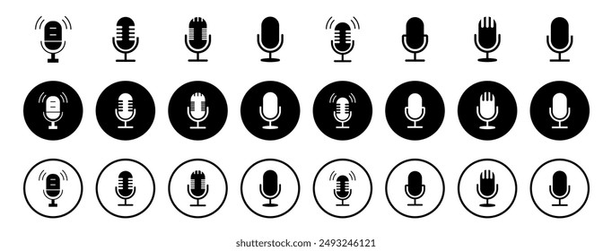 Icono de Vector de micrófono sobre fondo blanco. Conjunto de iconos de micrófono. Diferente micrófono. Ilustración vectorial