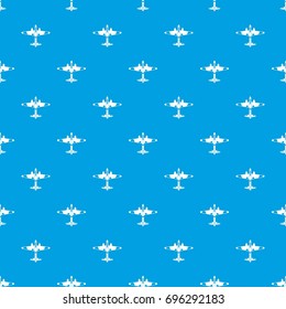 Militärische Kampfflugzeuge Muster wiederholen nahtlos in blauer Farbe für jedes Design. Geometrische Vektorgrafik