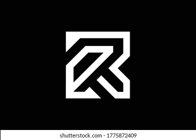 Minimal elegantes Monogram-Logo. Hervorragende professionelle trendige und beeindruckende künstlerische R RR RC CR Initial-basiertes Alphabet-Icon-Logo. Premium Business Logo. Weiße Farbe auf schwarzem Hintergrund