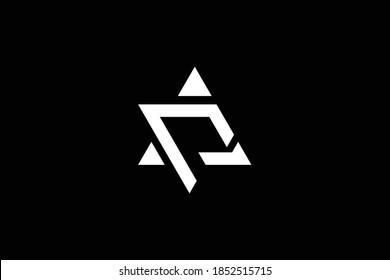 Mínimo y elegante logotipo de arte en monograma. Excelente profesional de moda genial artístico AP logotipo del icono del Alfabeto basado inicialmente en AP PA. Logo de Premium Business. Color blanco sobre fondo negro