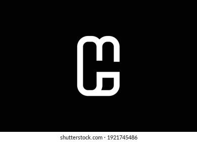 Mínimo y elegante logotipo de arte en monograma. Excelente profesional de moda genial artístico CM MC logotipo del icono del Alfabeto basado inicialmente en MC. Logo de Premium Business. Color blanco sobre fondo negro