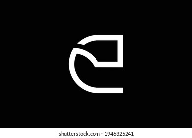 Mínimo y elegante logotipo de arte en monograma. Excelente profesional de moda impresionante arte ZC CZ con el logotipo del icono del Alfabeto basado en la base inicial. Logo de Premium Business. Color blanco sobre fondo negro