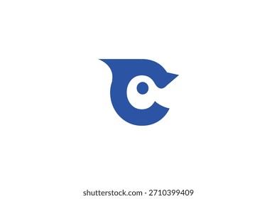 Letra mínima C logotipo de pássaro sobre fundo branco 