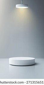 Pantalla circular blanca minimalista del podio 3D en el piso gris claro del estudio con la iluminación caliente del proyector para el escaparate del Producto y la maqueta de la presentación