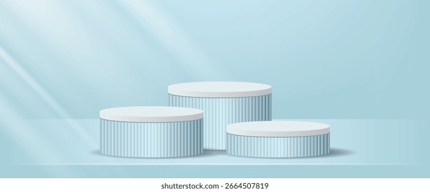 Fondo de Vector azul minimalista con tres podios cilíndricos rayados y rayos solares suaves, ideal para exhibición de productos, presentación o escaparate cosmético.