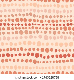 Minimalistisches Boho nahtloses Muster mit handgezeichneten Punkten im Stil der Mitte des Jahrhunderts in einer erdigen Palette. Moderner abstrakter, ästhetischer Hintergrund mit trendigem Design für Tapeten, Umhüllungspapier in Beige.