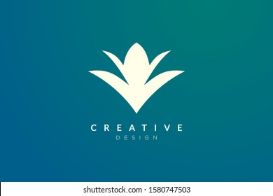 Minimalist flower vector design. It is suitable for spas, hotels, beauty, health, fashion, cosmetics, boutiques, salons, yoga, therapy, and others.