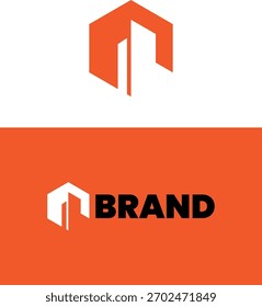 Logotipo geométrico minimalista en forma de un edificio o casa moderna, diseñado con un color naranja llamativo y líneas limpias. La estructura abstracta simboliza arquitectura, propiedad, estabilidad y crecimiento