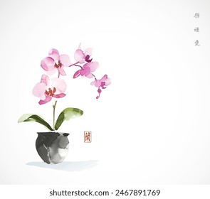 Minimalistische Tintenmalerei von rosa Phalaenopsis Orchidee auf weißem Hintergrund. Traditionelle japanische Tintenwäsche-Malerei sumi-e. Hieroglyphen - Freude, Wohlbefinden, Liebe, Orchidee.