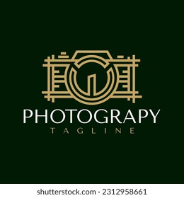 Minimalist line photography letter W logo design. Luxury camera initial W logo.