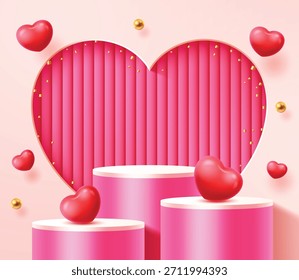 Modelo de exibição de produto minimalista com pódios cilíndricos cor-de-rosa e um grande pano de fundo de corte vertical do coração com listras texturizadas. Decorado com corações vermelhos 3D, esferas de ouro e confetes.