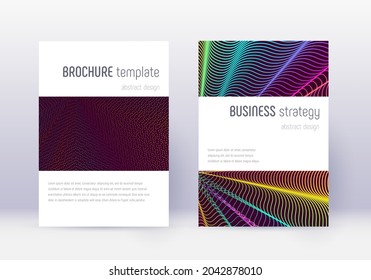 Minimalistische Cover Design Template Set. Abstrakte Regenbogen-Linien auf weinrotem Hintergrund. Energetisches Cover-Design. Majestic Katalog, Poster, Buchvorlage etc.
