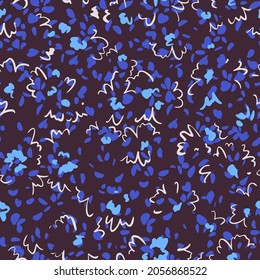 Minimalistic floral seamless pattern. Outline contour lines forming flower petals and buds in bloom. Simple geometric shapes as curved lines and brush strokes. Sketch drawing. Spring nature ornament.