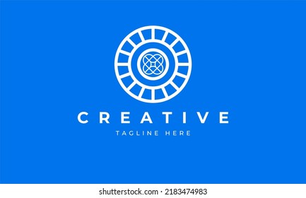 formas minimalistas de moda. Elegantes emblemas del logotipo vectorial para Su diseño. Colección simple de signos geométricos universales.
