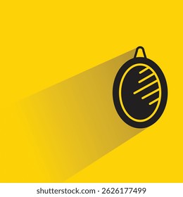 Icono de espejo con sombra sobre fondo amarillo