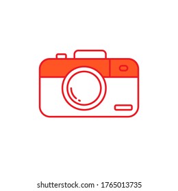 Mirror less camera is a type of camera that is currently widely used because of its compact form and better video results than DSLR cameras