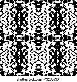 Mirrored geometric pattern. Repeatable. Monochrome.