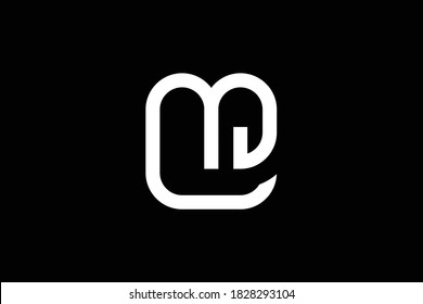 Diseño del logo de la carta ML sobre fondo de lujo. Concepto de logotipo de letras de monograma LM. Diseño de iconos ML. Diseño de iconos de letras LM elegantes y profesionales sobre fondo negro. M L LM ML