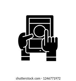 Mobile learning black icon, vector sign on isolated background. Mobile learning concept symbol, illustration 
