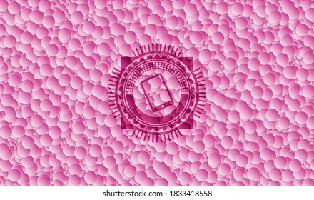 icono de teléfono móvil dentro del emblema rosa con fondo de burbujas. Ilustración vectorial. Detallado. 