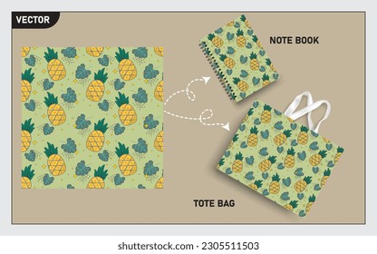 mockup tote bag y el libro de notas con frutos de piña, patrón sin costuras de hoja.