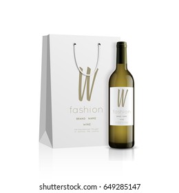Mockup wine bottle. vector design.