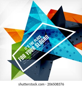 Triángulos modernos 3d brillantes superpuestos en diferentes colores con textura y efectos de luz. Diseño de fondo de folletos empresariales con espacio de copias